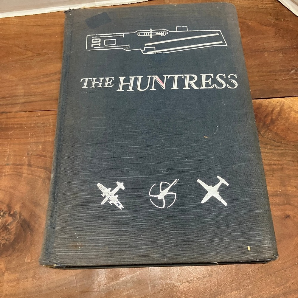 The Huntress USS Yorktown CVS-10 1959 Far East Cruise Book Yearbook